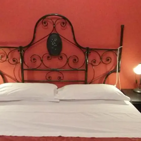 Carpe Noctem بادوفا